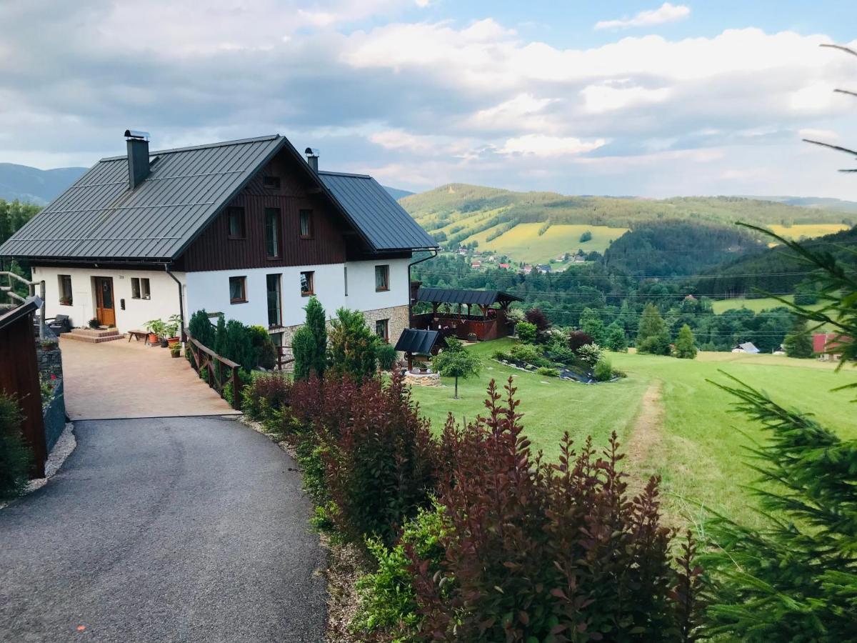 Na Planyrce Hotel Paseky nad Jizerou Kültér fotó