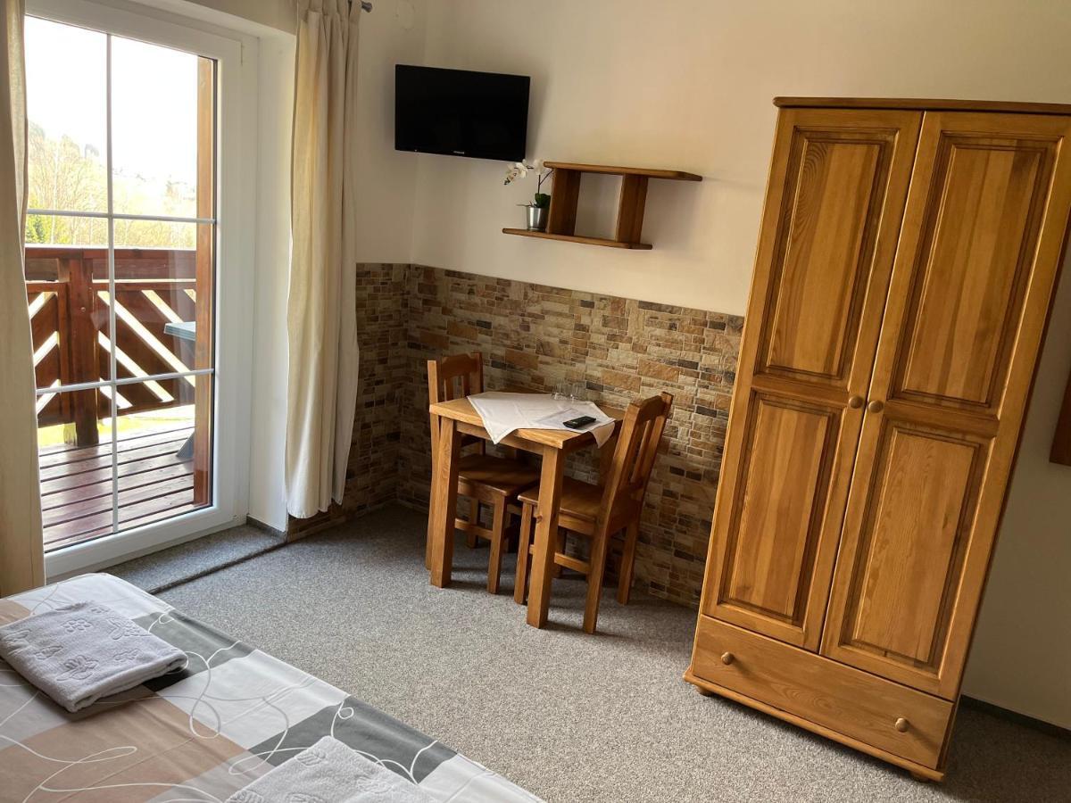 Na Planyrce Hotel Paseky nad Jizerou Kültér fotó